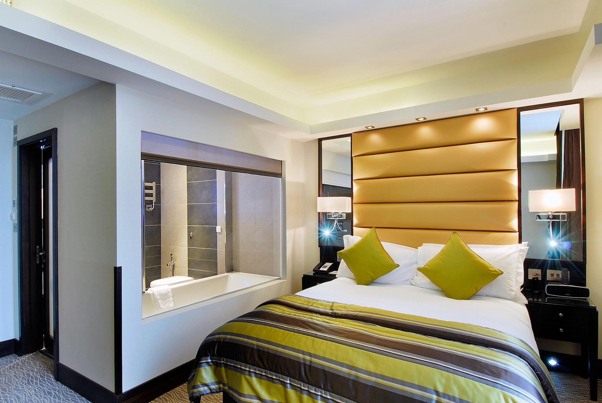 Park Grand Mayfair London Ngoại thất bức ảnh A bedroom at the Hilton London Paddington
