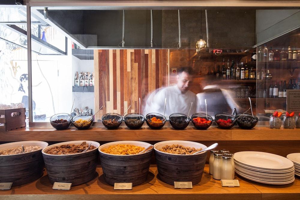 Park Grand Mayfair London Ngoại thất bức ảnh The kitchen at the restaurant