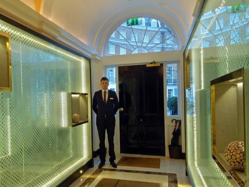 Park Grand Mayfair London Ngoại thất bức ảnh The entrance to the hotel